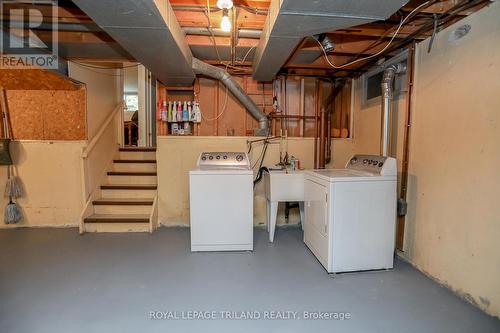 1048 Guildwood Boulevard, London, ON - Indoor Photo Showing Laundry Room