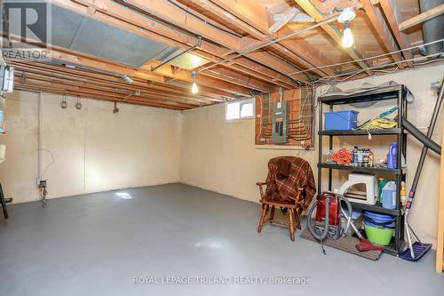 1048 Guildwood Boulevard, London, ON - Indoor Photo Showing Basement