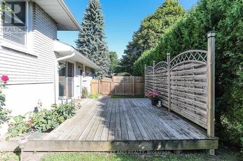 1048 Guildwood Boulevard, London, ON - Outdoor With Deck Patio Veranda