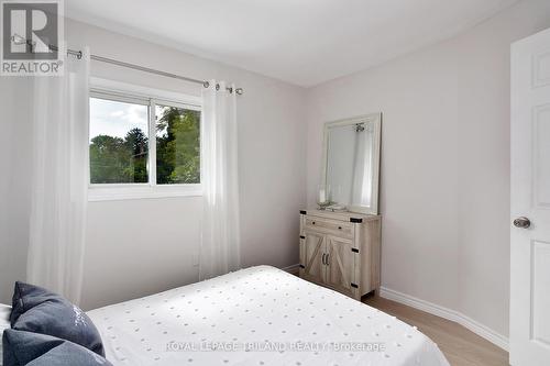 111 Gladstone Avenue, London, ON - Indoor Photo Showing Bedroom