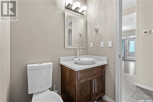 65 602 Cartwright Street, Saskatoon, SK - Indoor Photo Showing Bathroom