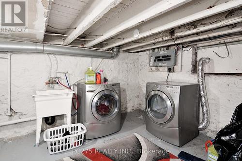 40 Young Street, Woodstock, ON - Indoor Photo Showing Laundry Room