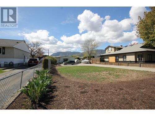 402 Conklin Avenue, Penticton, BC - Outdoor