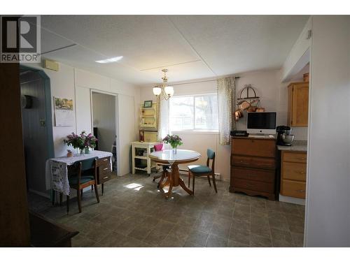 402 Conklin Avenue, Penticton, BC - Indoor Photo Showing Dining Room