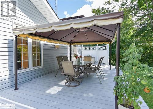 4 Beechwood Crescent, Oro-Medonte, ON - Outdoor With Deck Patio Veranda With Exterior