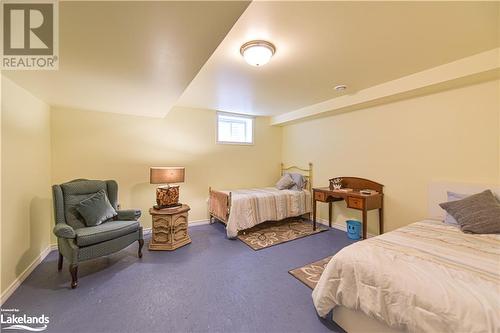 4 Beechwood Crescent, Oro-Medonte, ON - Indoor Photo Showing Bedroom