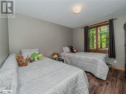 1071 Sunny Lake Road Unit# Unit 1, Gravenhurst, ON - Indoor Photo Showing Bedroom