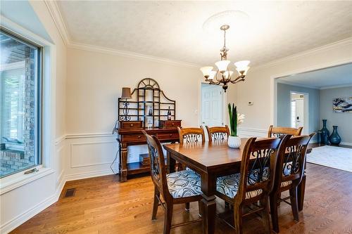 463 Wicklow Road, Burlington, ON - Indoor Photo Showing Dining Room