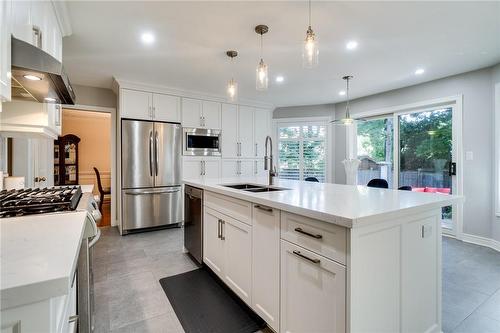 463 Wicklow Road, Burlington, ON - Indoor Photo Showing Kitchen With Double Sink With Upgraded Kitchen