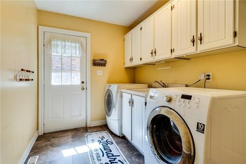 463 Wicklow Road, Burlington, ON - Indoor Photo Showing Laundry Room