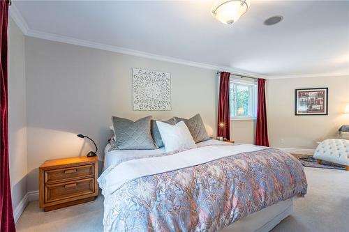 2159 Britannia Road, Burlington, ON - Indoor Photo Showing Bedroom