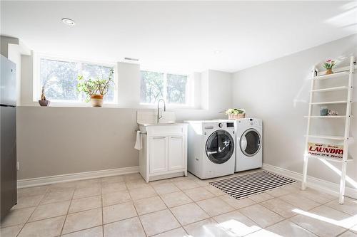 2159 Britannia Road, Burlington, ON - Indoor Photo Showing Laundry Room