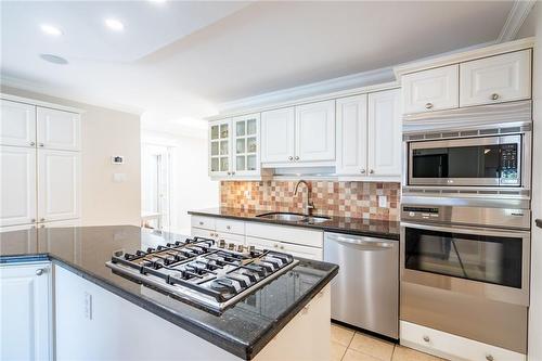 2159 Britannia Road, Burlington, ON - Indoor Photo Showing Kitchen With Double Sink With Upgraded Kitchen