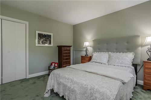 2142 Side Road 1, Burlington, ON - Indoor Photo Showing Bedroom