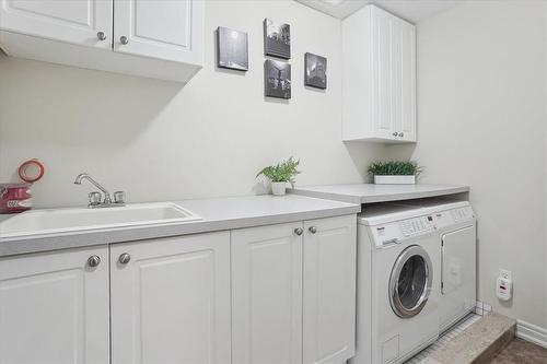 218 Plains Road E|Unit #16, Burlington, ON - Indoor Photo Showing Laundry Room