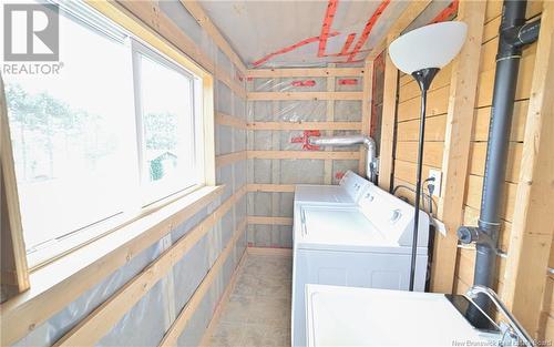 19 Rte 610, Upper Hainesville, NB - Indoor Photo Showing Laundry Room