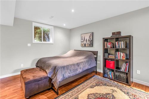 7 Pembroke Circle, Grimsby, ON - Indoor Photo Showing Bedroom