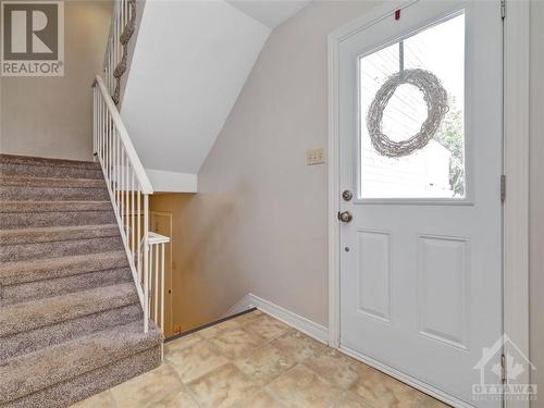 Entryway - 39 Castlegreen Private, Ottawa, ON - Indoor Photo Showing Other Room