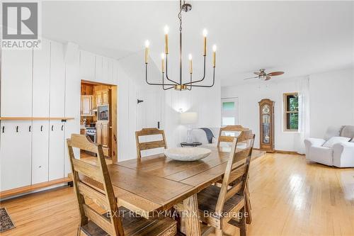 2970 Bay Road, Prescott And Russell, ON - Indoor Photo Showing Dining Room