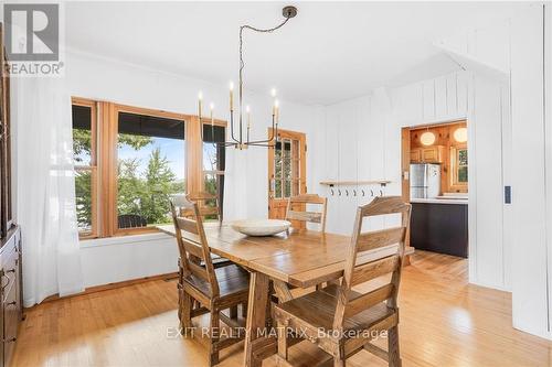 2970 Bay Road, Prescott And Russell, ON - Indoor Photo Showing Dining Room