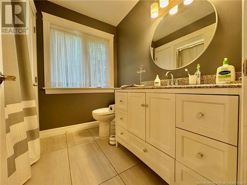 36 Aitken Avenue, Miramichi, NB - Indoor Photo Showing Bathroom