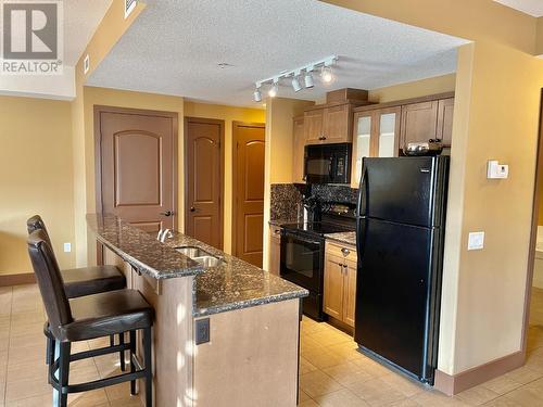 1200 Rancher Creek Road Unit# 448, Osoyoos, BC - Indoor Photo Showing Kitchen