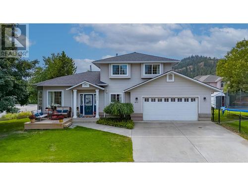 1875 Aitkins Court, Kelowna, BC - Outdoor With Facade