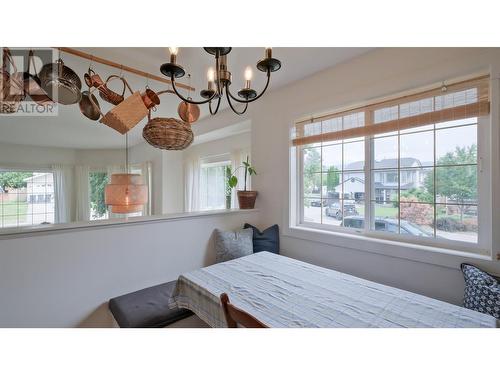 1875 Aitkins Court, Kelowna, BC - Indoor Photo Showing Bedroom