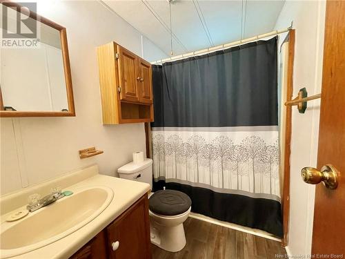 55 Dorothy Lane, Miramichi, NB - Indoor Photo Showing Bathroom