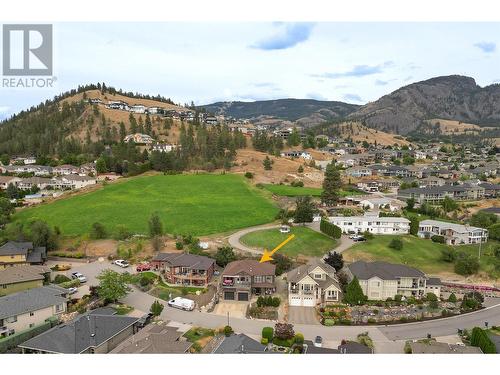 1045 Hume Avenue, Kelowna, BC - Outdoor With View