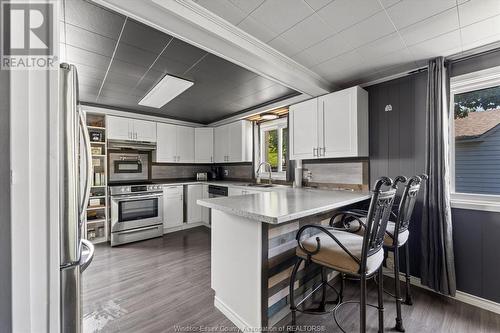 165 Park Street, Amherstburg, ON - Indoor Photo Showing Kitchen