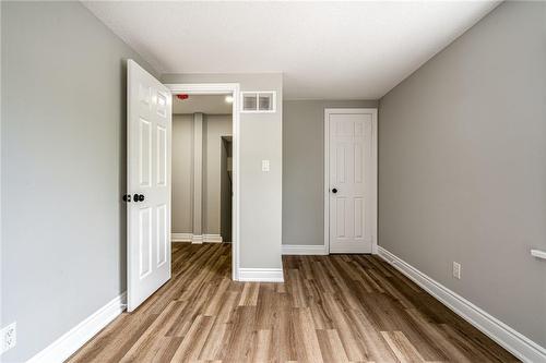 26 Cambridge Avenue, Hamilton, ON - Indoor Photo Showing Other Room