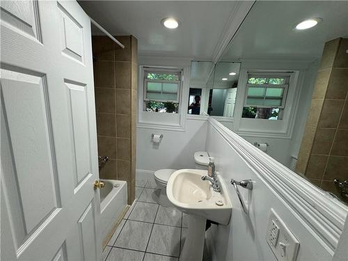 161 Sanford Avenue S|Unit #2, Hamilton, ON - Indoor Photo Showing Bathroom