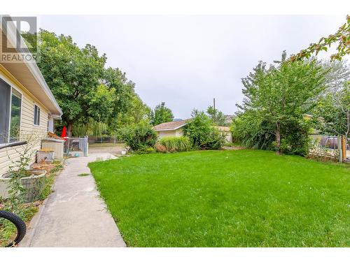 5212 Thomas Place, Okanagan Falls, BC - Outdoor