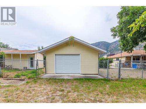 5212 Thomas Place, Okanagan Falls, BC - Outdoor With Deck Patio Veranda