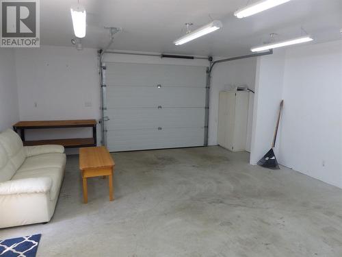 5212 Thomas Place, Okanagan Falls, BC - Indoor Photo Showing Garage