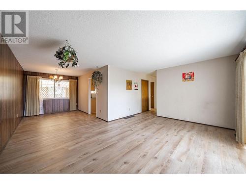 6477 Southwind Road, Vernon, BC - Indoor