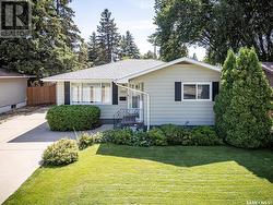 2722 Jarvis DRIVE  Saskatoon, SK S7J 2V3