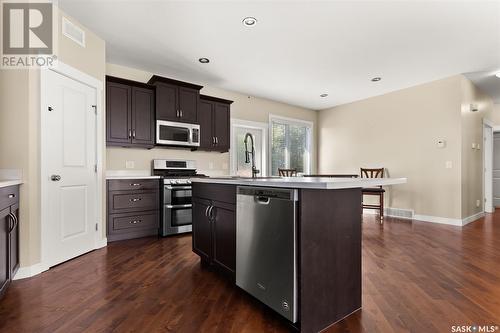 15 Stardust Bay, White City, SK - Indoor Photo Showing Kitchen