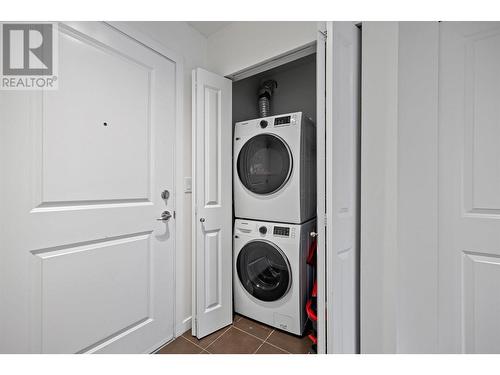 571 Yates Road Unit# 107, Kelowna, BC - Indoor Photo Showing Laundry Room