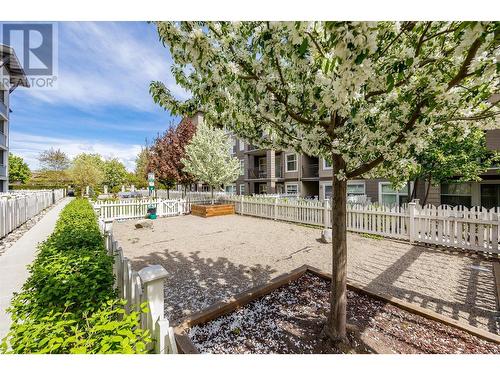 571 Yates Road Unit# 107, Kelowna, BC - Outdoor