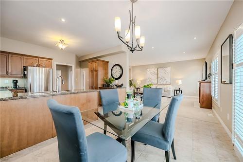 37 Moonbeam Drive, Hamilton, ON - Indoor Photo Showing Dining Room