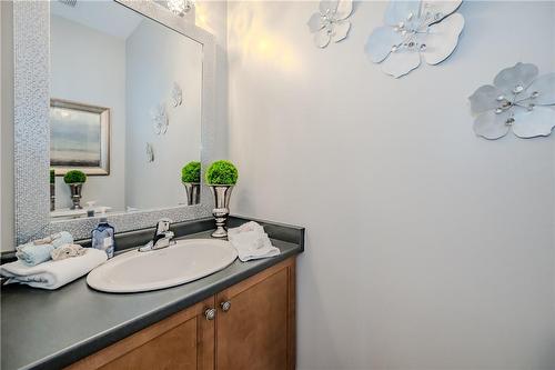 37 Moonbeam Drive, Hamilton, ON - Indoor Photo Showing Bathroom