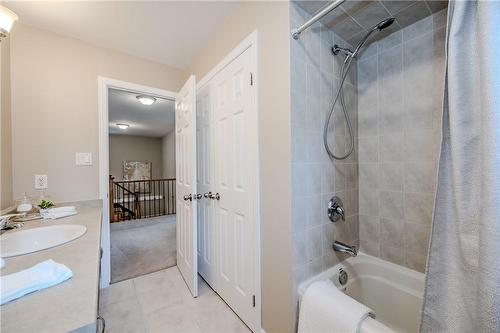 37 Moonbeam Drive, Hamilton, ON - Indoor Photo Showing Bathroom