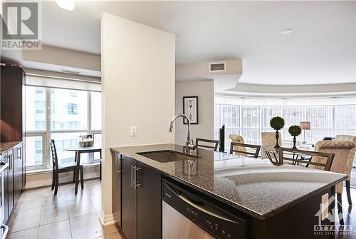 242 Rideau Street Unit#801, Ottawa, ON - Indoor Photo Showing Kitchen With Upgraded Kitchen