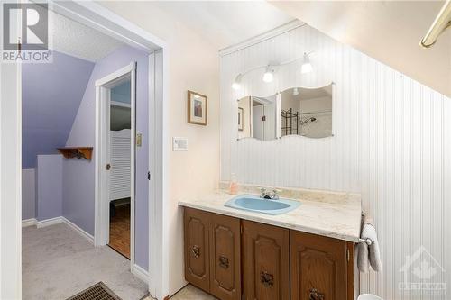 183 High Street, Carleton Place, ON - Indoor Photo Showing Bathroom