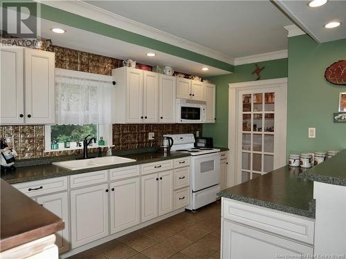 9 Watson Street, St. Stephen, NB - Indoor Photo Showing Kitchen