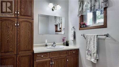 95 Dunedin Drive, Brussels, ON - Indoor Photo Showing Bathroom