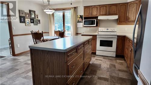 95 Dunedin Drive, Huron East (Brussels), ON - Indoor Photo Showing Kitchen