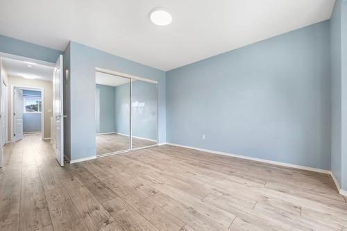 6-1120 Guisachan Road, Kelowna, BC - Indoor Photo Showing Other Room